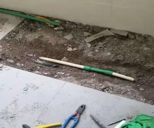 白碱滩卫生间测漏水
